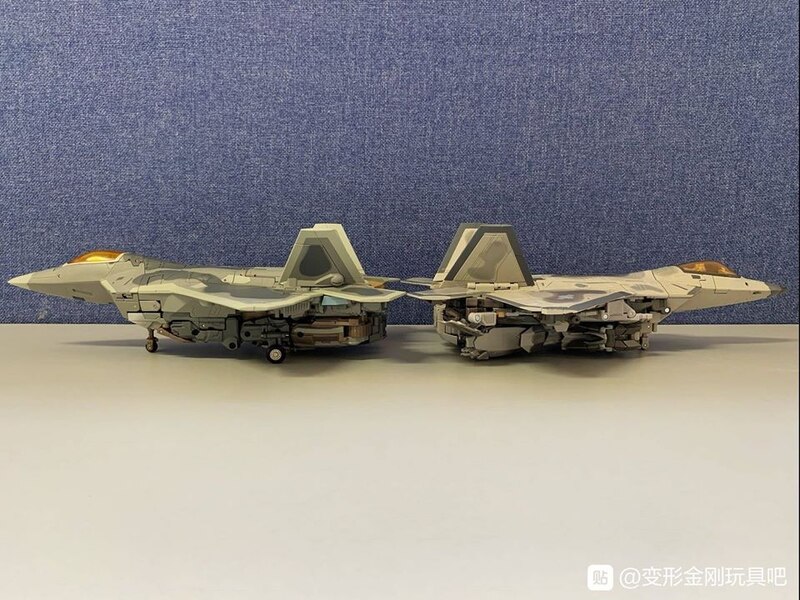 Masterpiece Starscream MPM 10 In Hand Images  (18 of 50)